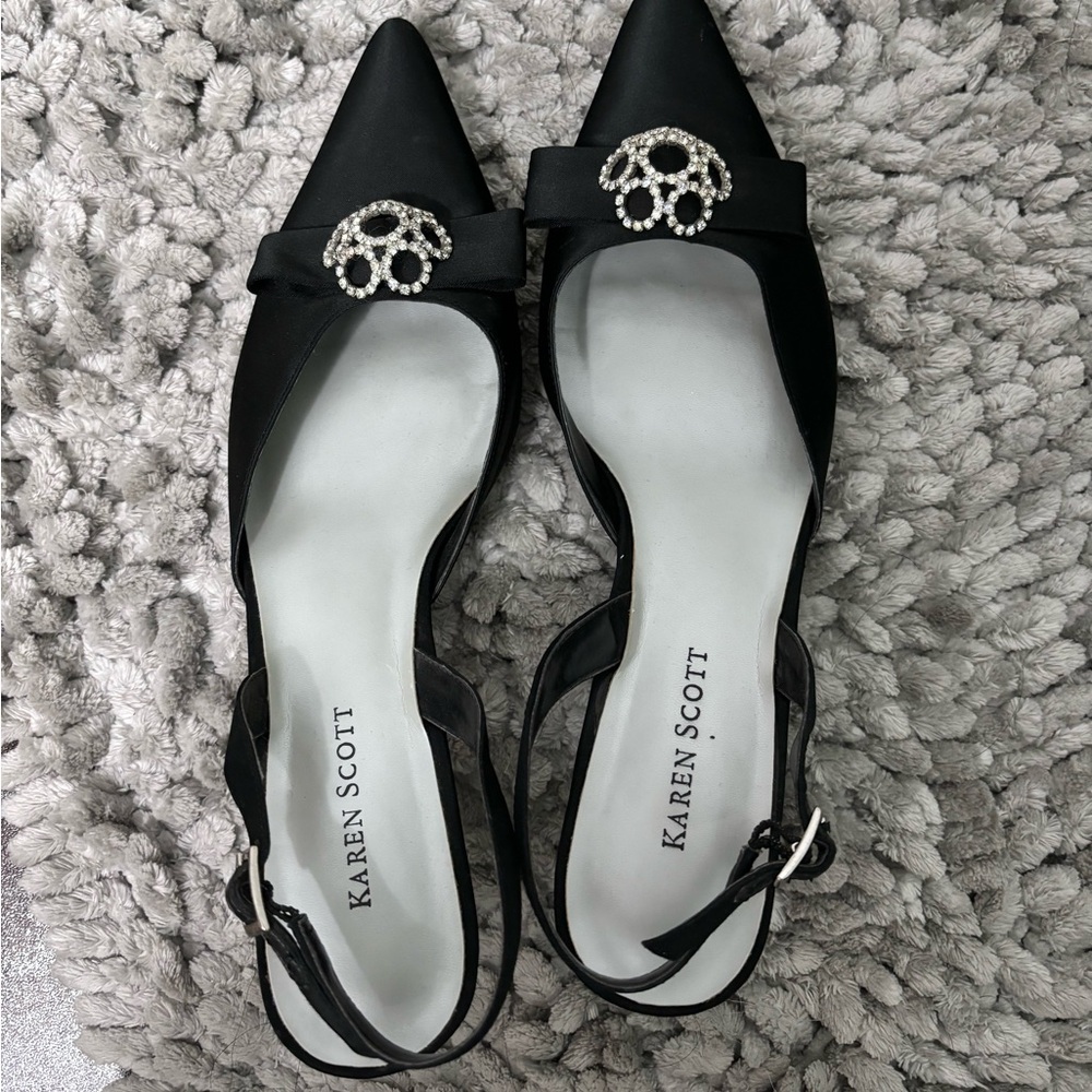 Karen Scott black Satin Slingback Pumps. Size 8 1/2.